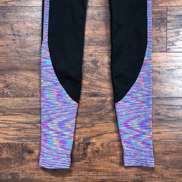 Lululemon • 2021 Love Revealed Tight 7/8 black rainbow space dye leggings - Picture 4 of 10
